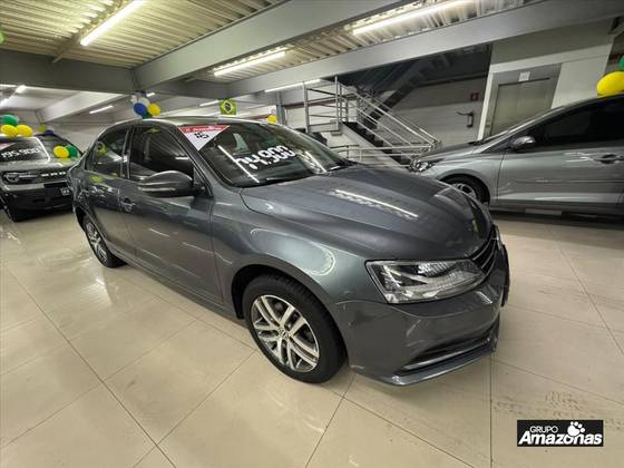 VOLKSWAGEN JETTA 2.0 COMFORTLINE FLEX 4P TIPTRONIC VOLKSWAGEN JETTA 2.0 COMFORTLINE FLEX 4P TIPTRONIC